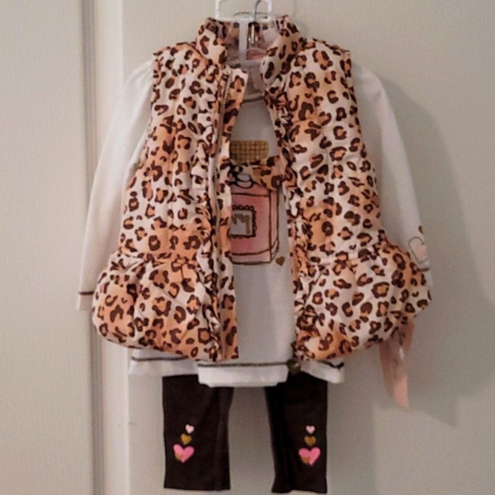 3pc- puffer vest/ long sleeve shirts with cute graphic/ brown jegging